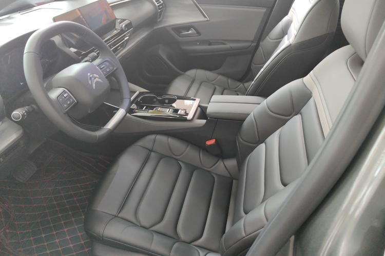 Used Citroen C5 X 2024 1.6T Extraordinary Power Interior 2
