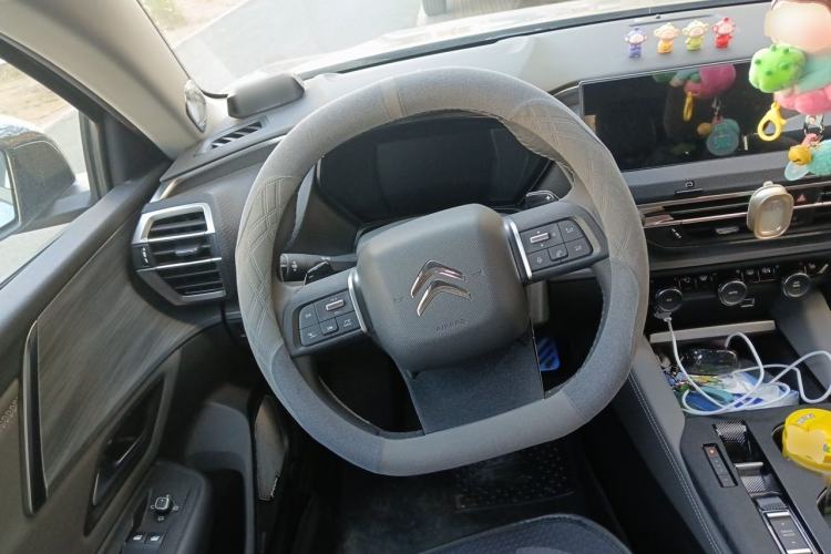 Used Citroen C5 X 2024 1.6T Enjoy the Extraordinary Steering Wheel
