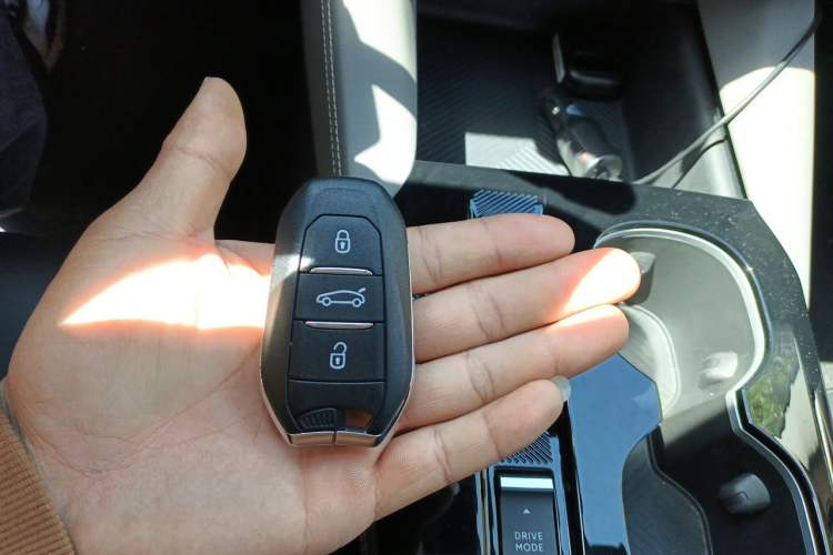 Used Citroen C5 X 2024 1.6T Extraordinary Power Vehicle Key
