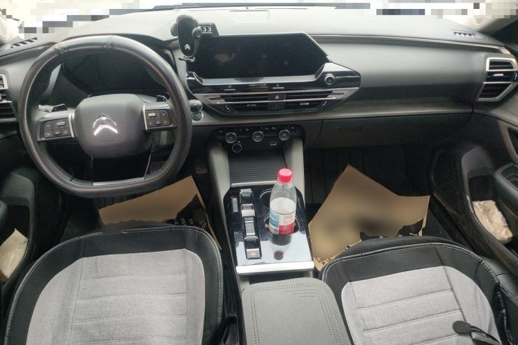Used Citroen C5 X 2024 1.6T Enjoy the Extraordinary Center Console