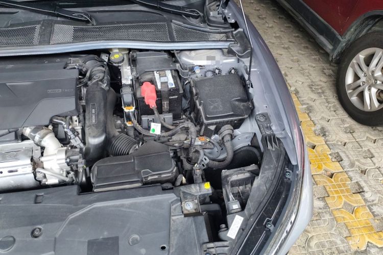 Used Citroen C5 X 2024 1.6T Extraordinary Power Engine Bay Left