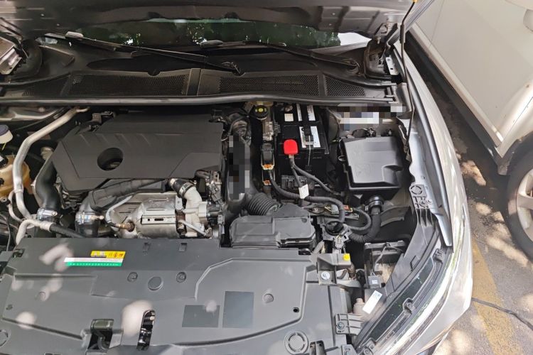 Used Citroen C5 X 2024 1.6T Extraordinary Power Engine Bay Left
