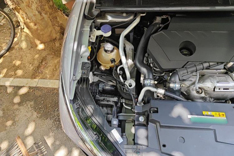 Used Citroen C5 X 2024 1.6T Extraordinary Power Engine Bay Right
