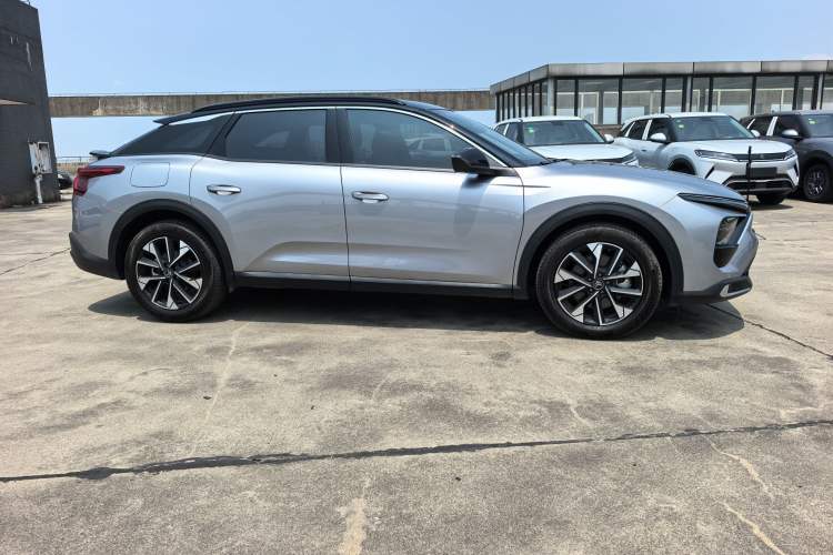 Used Citroen C5 X 2024 1.6T Extraordinary Power Exterior 3