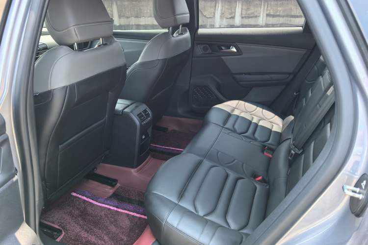 Used Citroen C5 X 2024 1.6T Extraordinary Power Interior 3