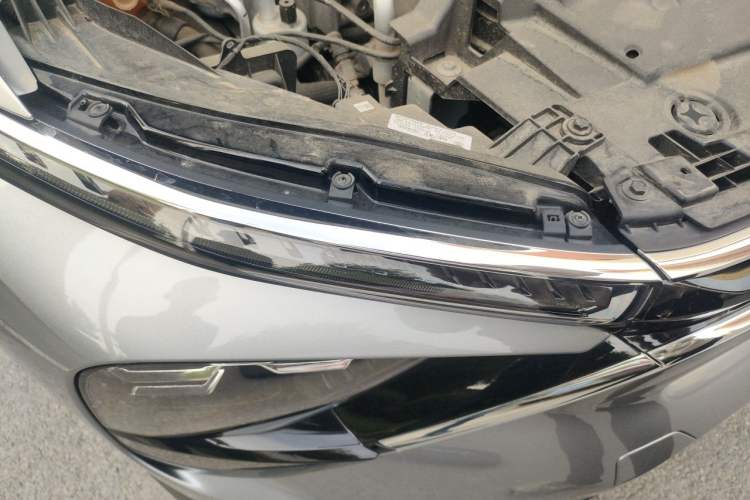 Used Citroen C5 X 2024 1.6T Enjoy the Extraordinary Right Front Headlight
