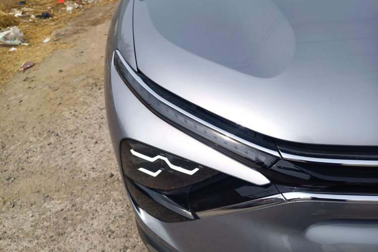 Used Citroen C5 X 2024 1.6T Extraordinary Power Right Front Headlight
