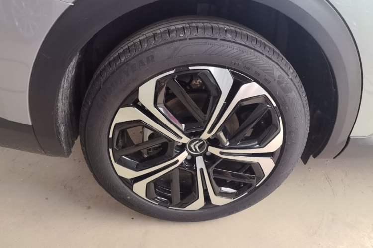 Used Citroen C5 X 2024 1.6T Extraordinary Power Right Rear Wheel Hub