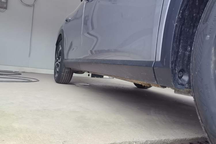 Used Citroen C5 X 2024 1.6T Extraordinary Power Right Side Sill