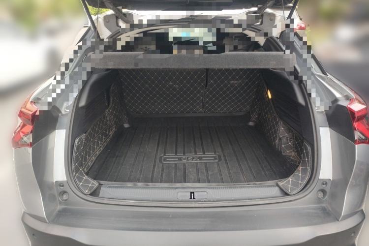 Used Citroen C5 X 2024 1.6T Enjoy the Extraordinary Trunk