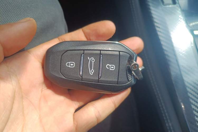 Used Citroen C5 X 2024 1.6T Extraordinary Power Vehicle Key