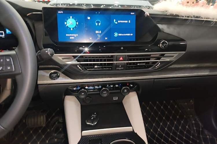 Used Citroen C5 X 2024 1.6T Enjoy the Extraordinary Audio And AC Panel