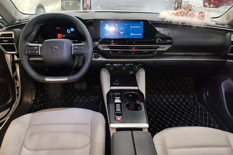 Used Citroen C5 X 2024 1.6T Enjoy the Extraordinary Center Console
