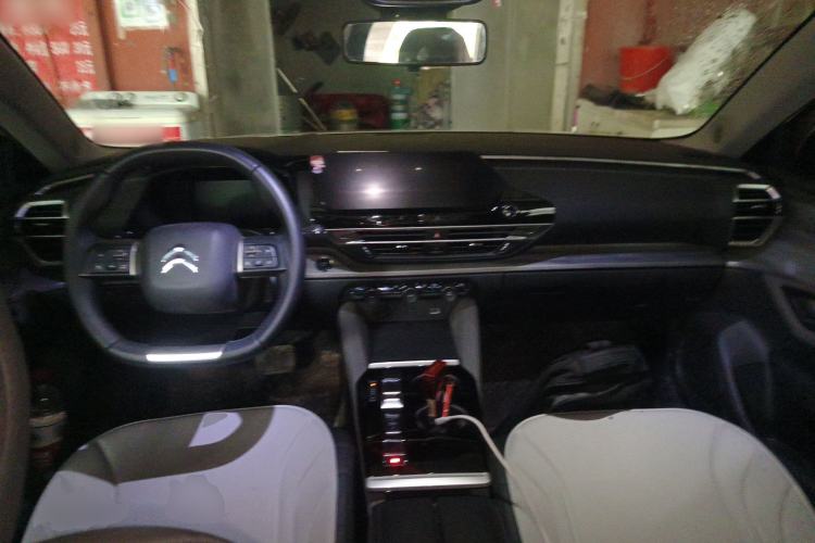 Used Citroen C5 X 2024 1.6T Enjoy the Extraordinary Center Console