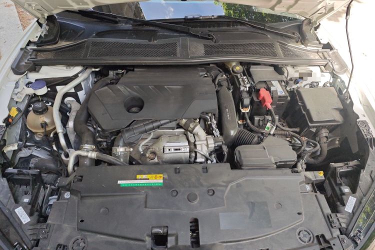 Used Citroen C5 X 2024 1.6T Extraordinary Power Engine Bay
