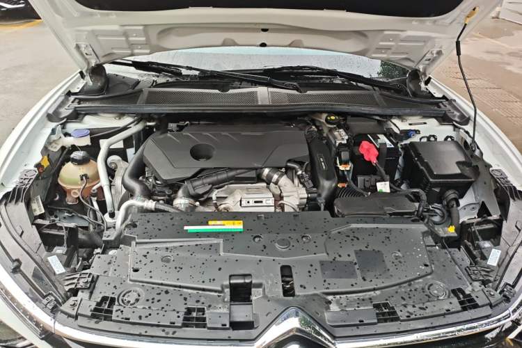 Used Citroen C5 X 2024 1.6T Extraordinary Power Engine Bay