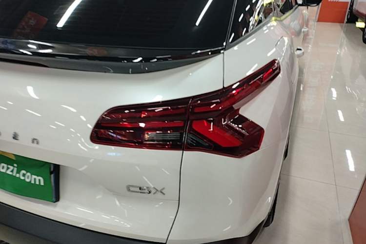 Used Citroen C5 X 2024 1.6T Enjoy the Extraordinary Exterior 3