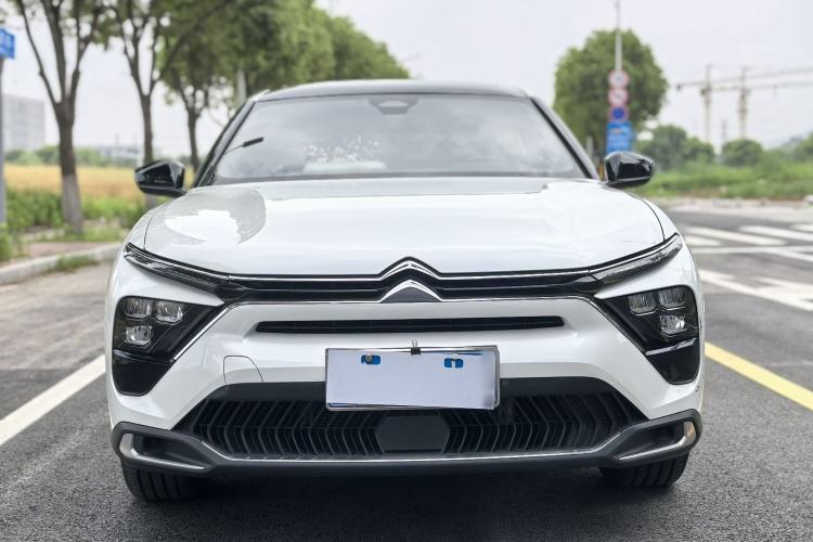 Used Citroen C5 X 2024 1.6T Enjoy the Extraordinary Exterior 4