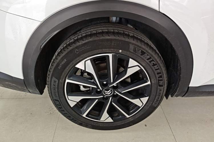 Used Citroen C5 X 2024 1.6T Enjoy the Extraordinary Exterior 5