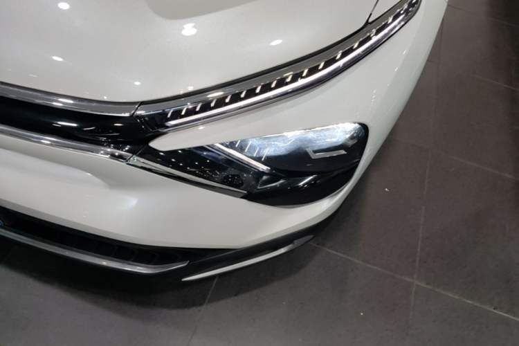 Used Citroen C5 X 2024 1.6T Enjoy the Extraordinary Left Front Headlight