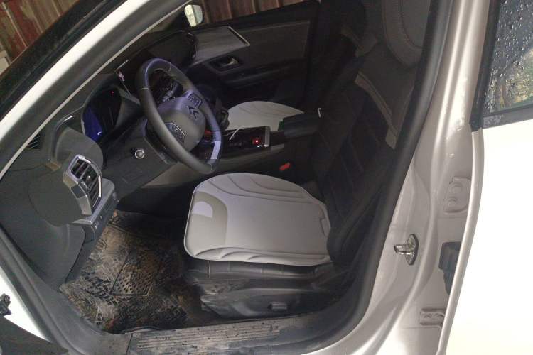 Used Citroen C5 X 2024 1.6T Enjoy the Extraordinary Left Front Seat