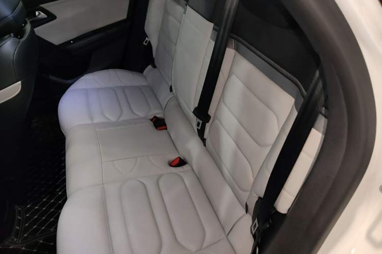 Used Citroen C5 X 2024 1.6T Enjoy the Extraordinary Left Rear Seat