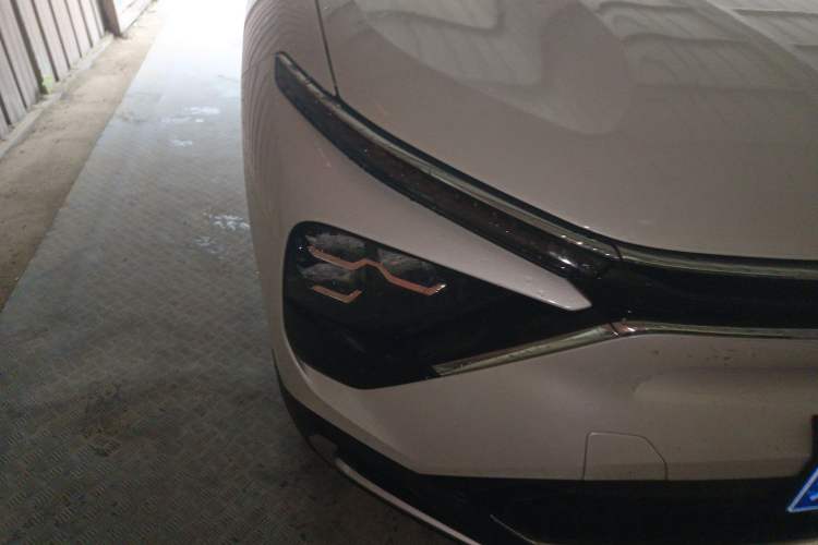 Used Citroen C5 X 2024 1.6T Enjoy the Extraordinary Right Front Headlight