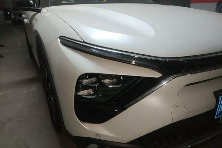Used Citroen C5 X 2024 1.6T Extraordinary Power Right Front Headlight