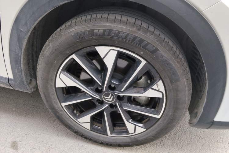 Used Citroen C5 X 2024 1.6T Extraordinary Power Right Front Wheel Hub