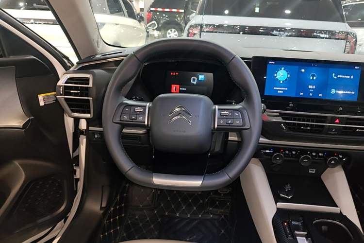 Used Citroen C5 X 2024 1.6T Enjoy the Extraordinary Steering Wheel