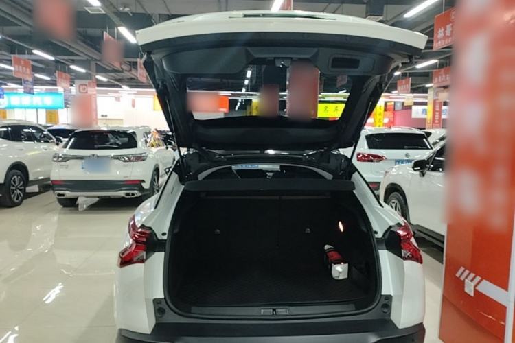 Used Citroen C5 X 2024 1.6T Enjoy the Extraordinary Trunk