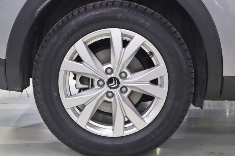 Used Citroen C5 X 2025 Model 1.6T Overseas Edition Exterior 4