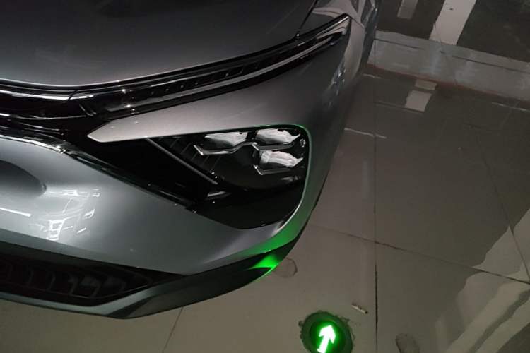 Used Citroen C5 X 2025 Model 1.6T Overseas Edition Left Front Headlight
