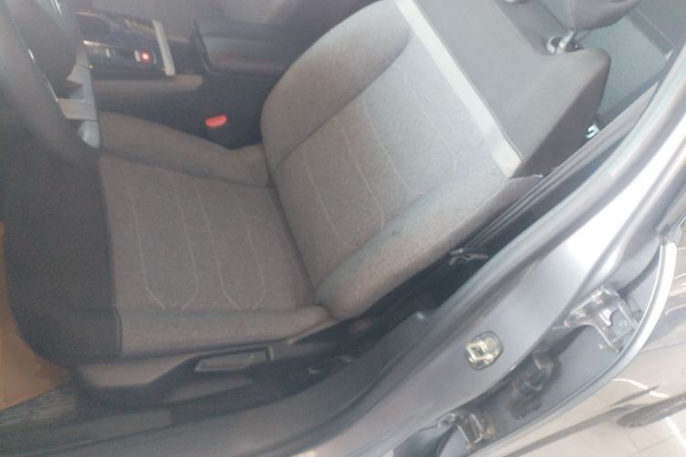 Used Citroen C5 X 2025 Model 1.6T Overseas Edition Left Front Seat