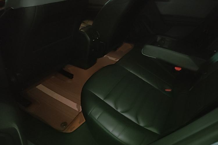 Used Citroen C5 X 2025 Model 1.6T Overseas Edition Left Rear Seat