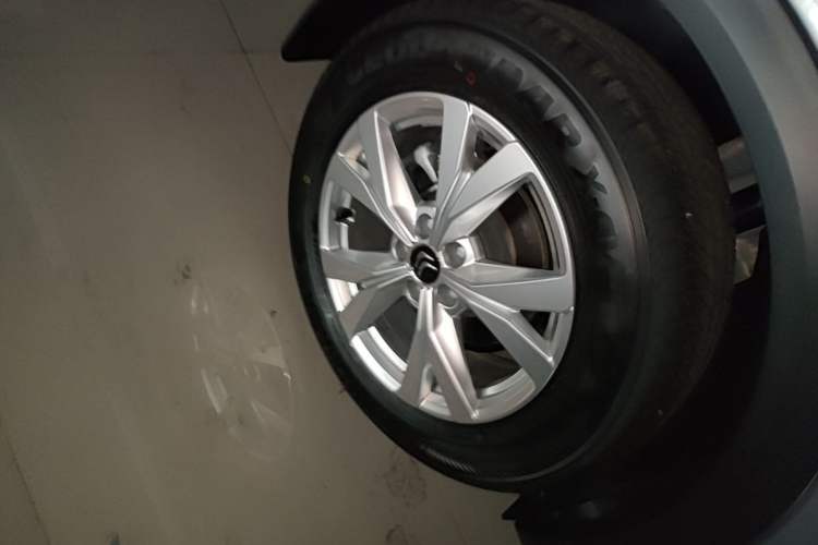 Used Citroen C5 X 2025 Model 1.6T Overseas Edition Right Rear Wheel Hub