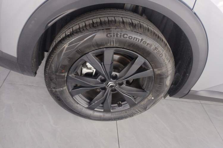 Used Citroen C5 X 2025 Model 1.6T Overseas Edition Right Rear Wheel Hub
