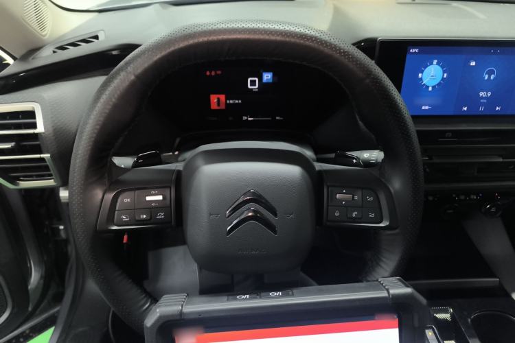 Used Citroen C5 X 2025 Model 1.6T Overseas Edition Steering Wheel