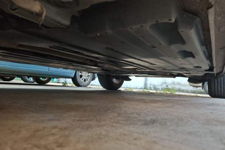 Used Citroen C5 X 2025 Model 1.6T Overseas Edition Chassis Front Left