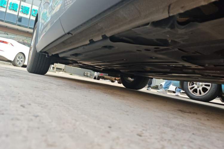 Used Citroen C5 X 2025 Model 1.6T Overseas Edition Chassis Rear Left