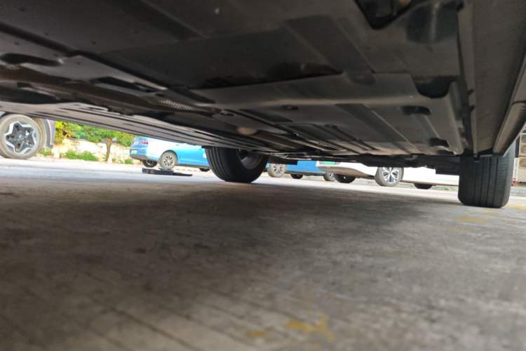 Used Citroen C5 X 2025 Model 1.6T Overseas Edition Chassis Rear Right