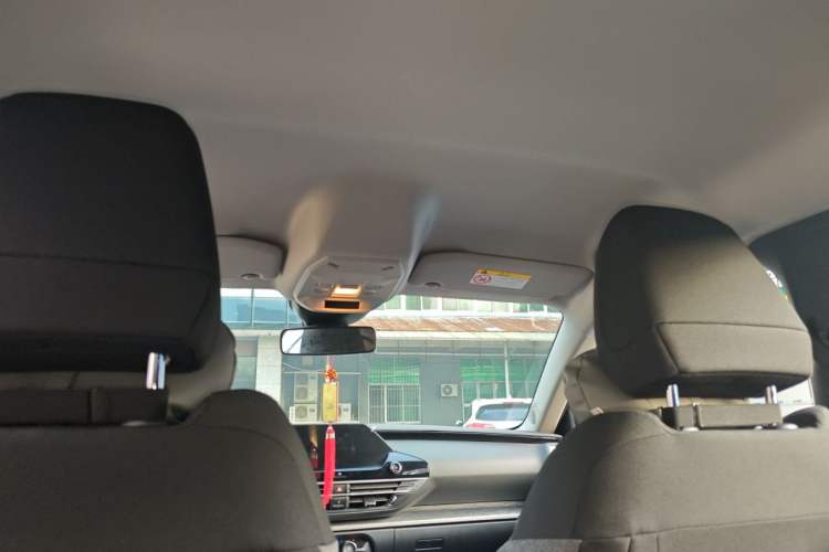 Used Citroen C5 X 2025 Model 1.6T Overseas Edition Headliner