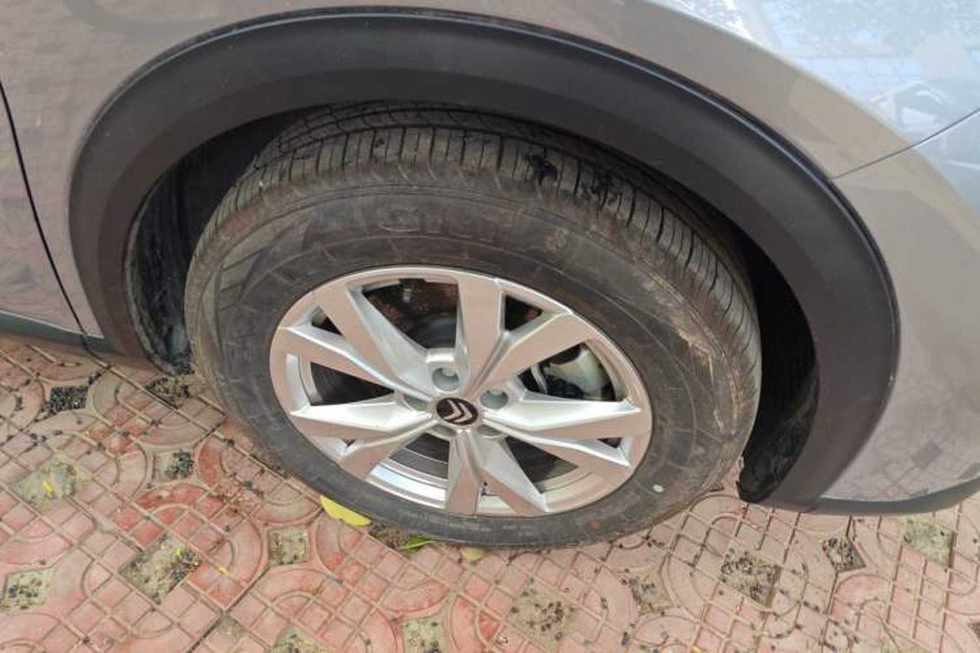Used Citroen C5 X 2025 Model 1.6T Overseas Edition Right Front Wheel Hub