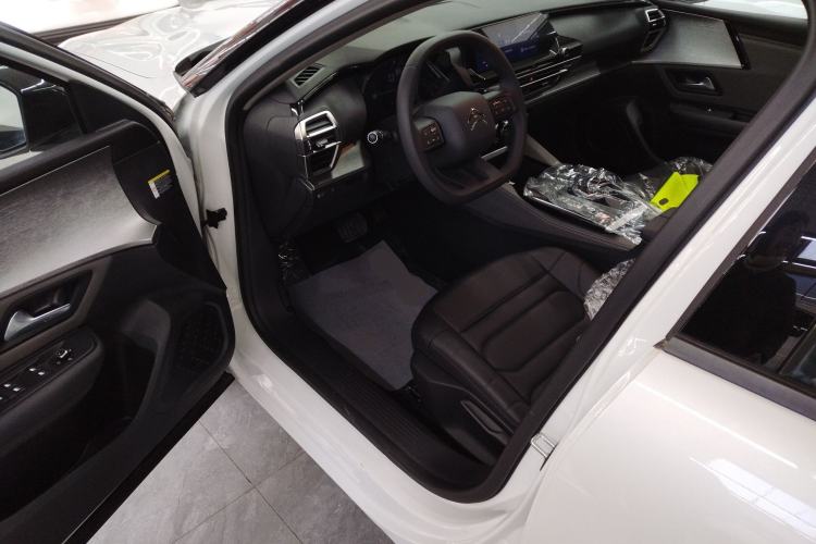 Used Citroen C5 X 2025 Model 1.6T Overseas Edition Driver Seat