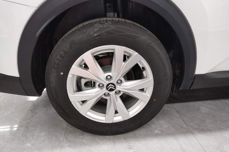 Used Citroen C5 X 2025 Model 1.6T Overseas Edition Exterior 4
