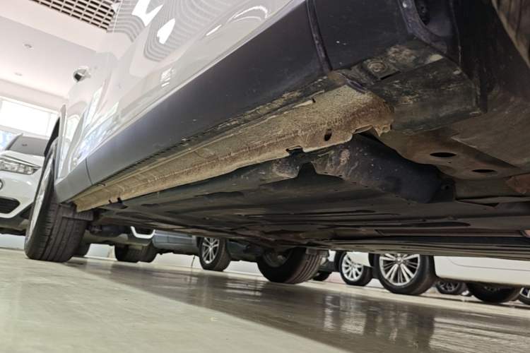 Used Citroen C5 X 2025 Model 1.6T Overseas Edition Right Side Sill
