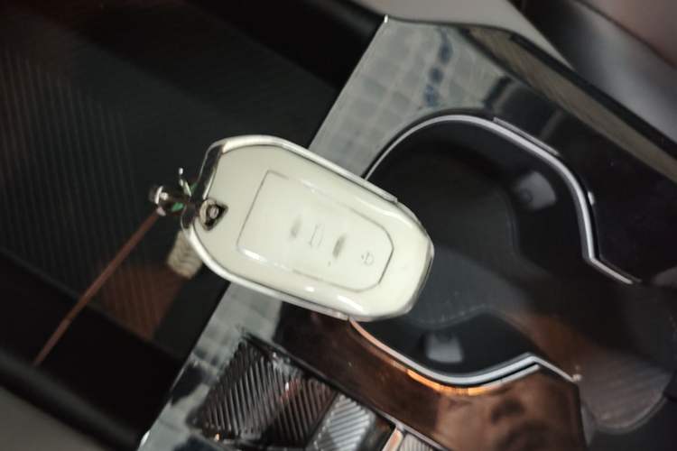 Used Citroen C5 X 2025 Model 1.6T Overseas Edition Vehicle Key