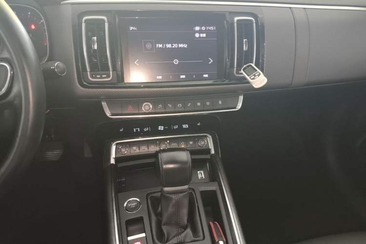 Used Citroen C6 2017 350THP Luxury Model Audio And AC Panel