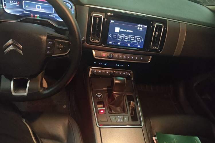 Used Citroen C6 2017 Revised Version 380THP Luxury Edition Audio And AC Panel