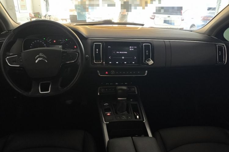 Used Citroen C6 2017 350THP Luxury Model Center Console
